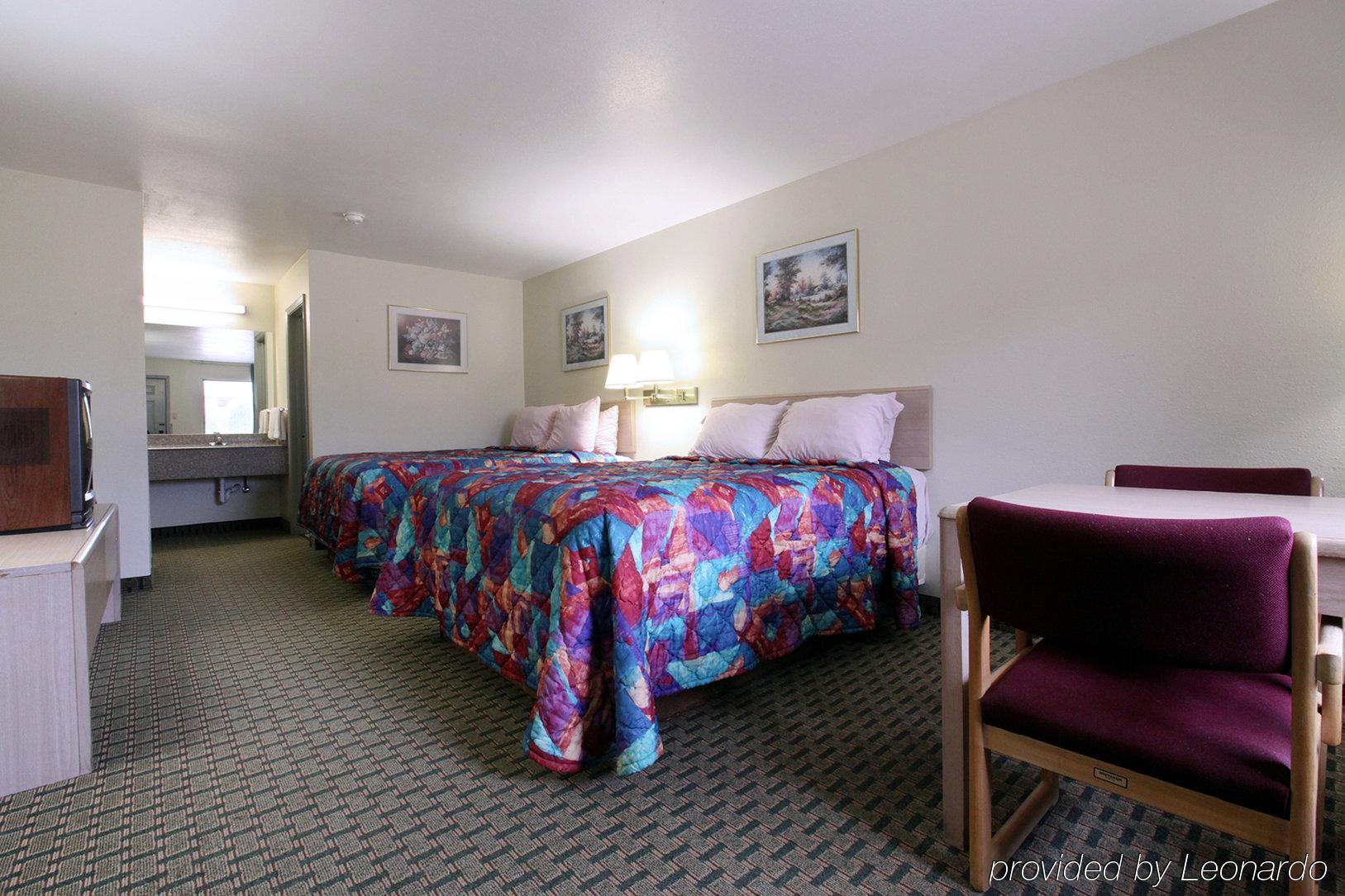 Americas Value 2* Cabot