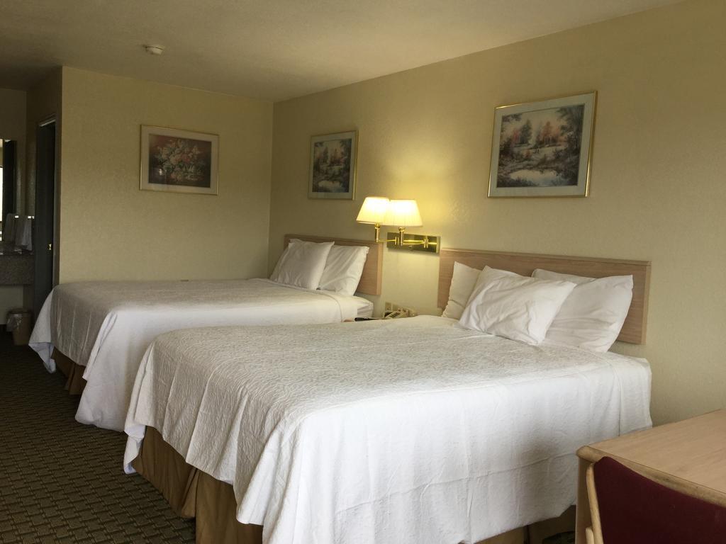 Motel Americas Value 2*