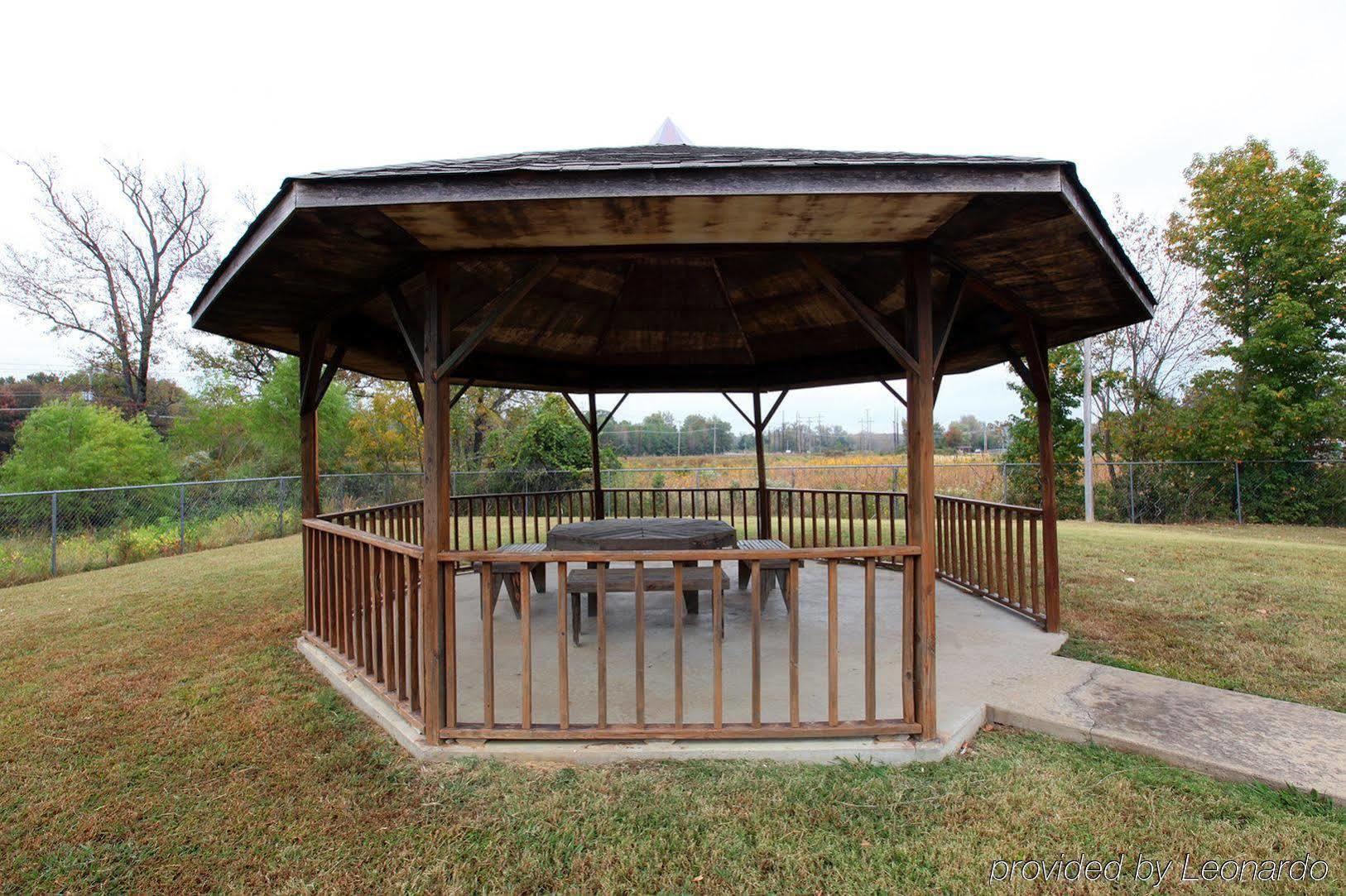 Motel Americas Value Cabot